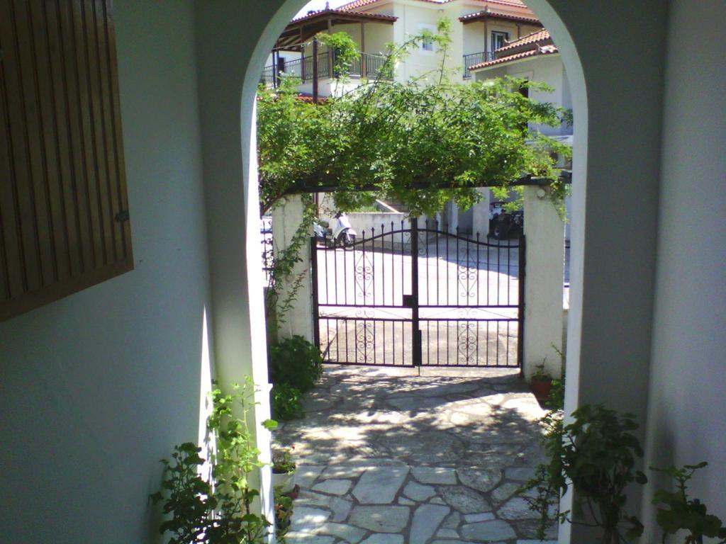 Karagiozos Studios & Apartments سكوبيلوس تاون المظهر الخارجي الصورة